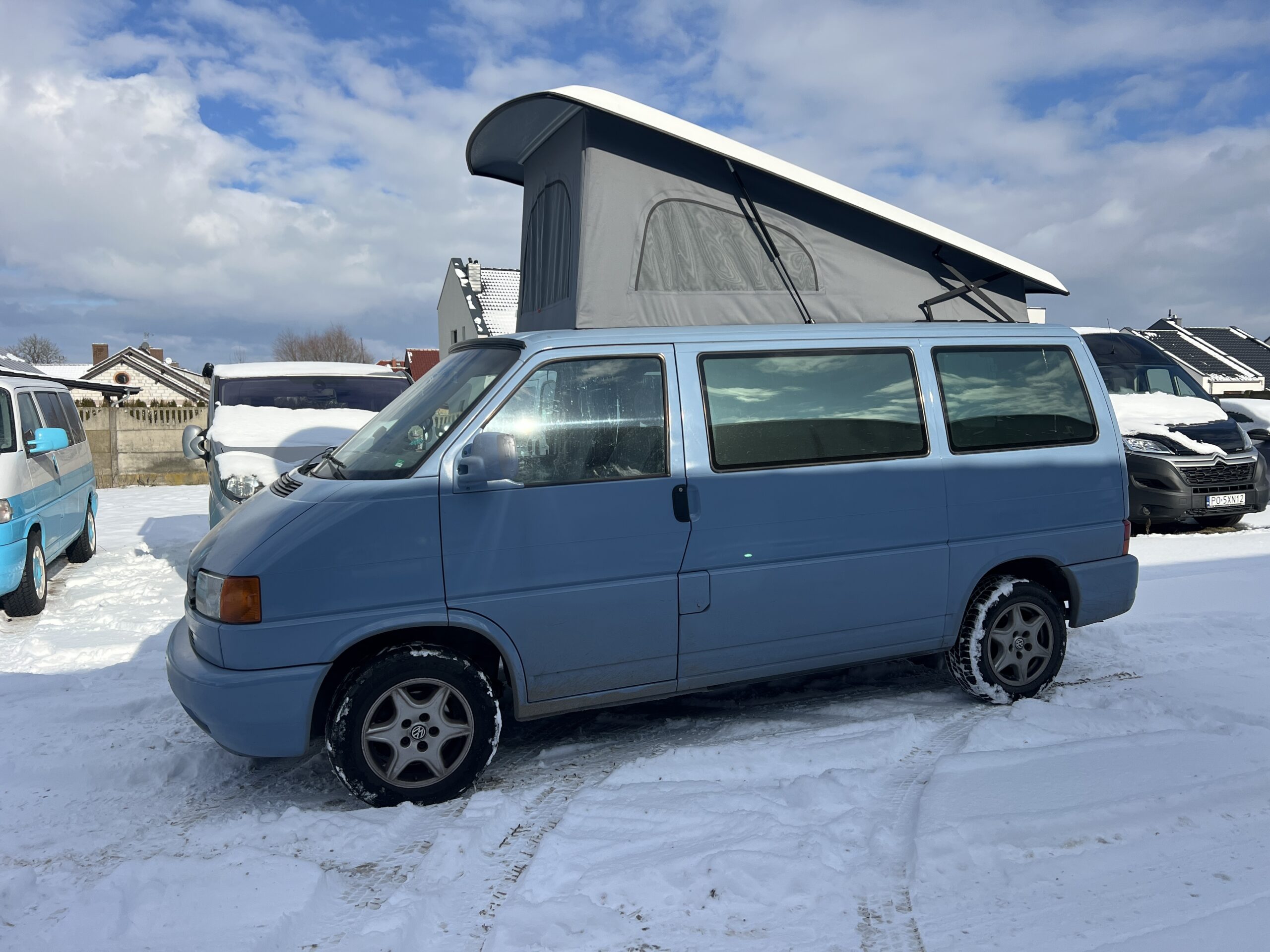 Dach sypialniany VW T4 krótki z łóżkiem, materacem i montażem