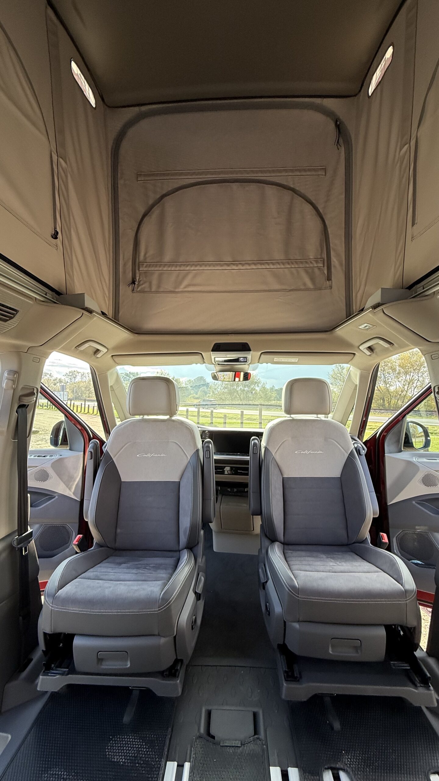 Wynajem VW California Ocean 2025